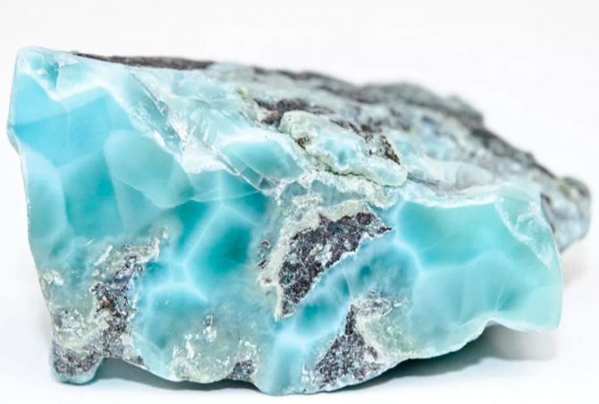 Камень ларимар: магические свойства, знак зодиака. Ларимар – камень Атлантиды и его магические свойства